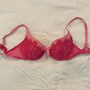 Elegant Pink Lace Bra
